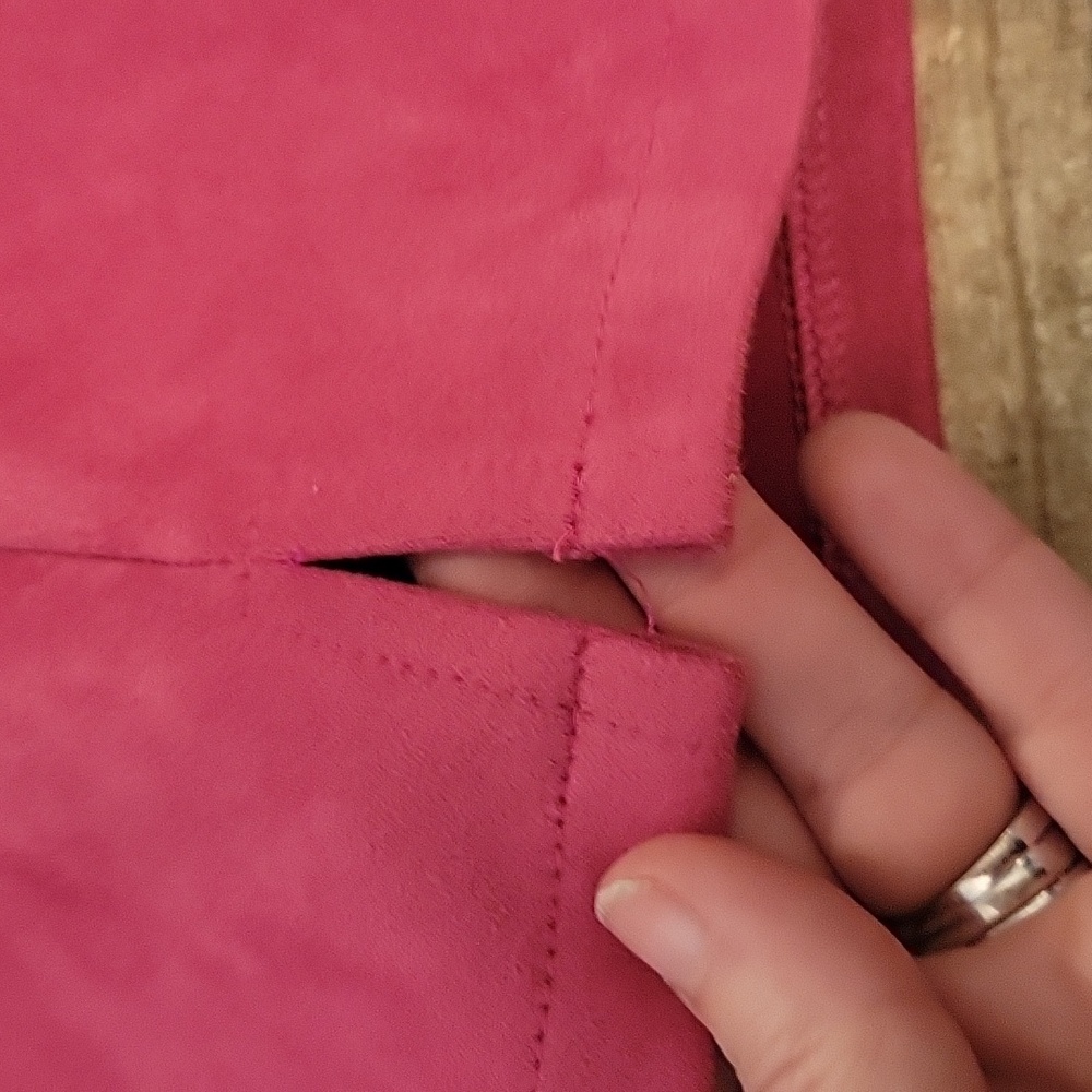Very Soft Fo Suede Pink Stretch Skirt Small EUC - Picture 7 of 10